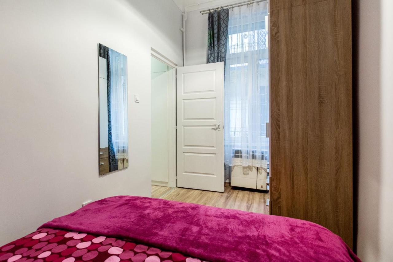 Quiet Nest In The Bustling Centre Of Βουδαπέστη Εξωτερικό φωτογραφία